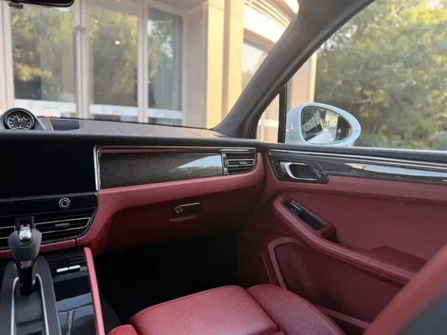 Porsche Macan — Фото автомобиля 15