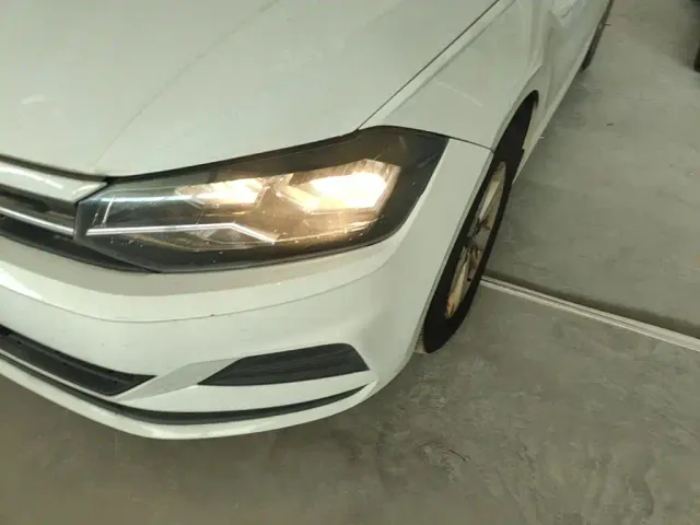 Volkswagen Polo — Фото автомобиля 23