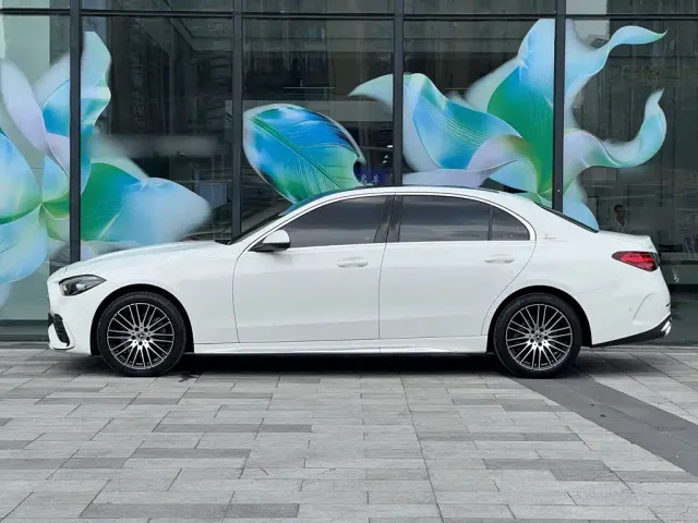 Mercedes-Benz C-Class — Фото автомобиля 16