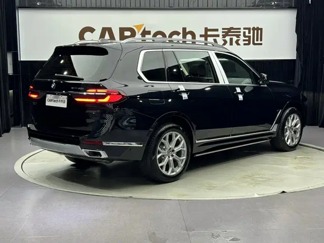 BMW X7 — Фото автомобиля 5