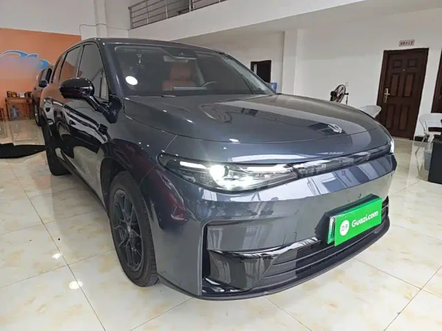 Leapmotor C10 — Фото автомобиля 21