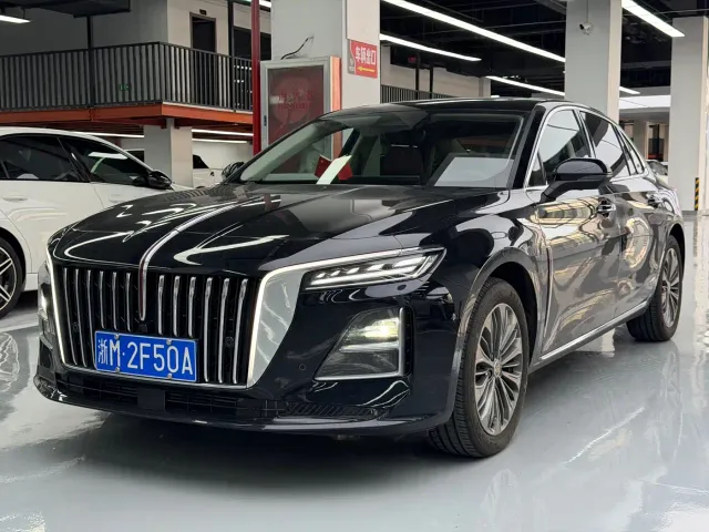 Фотография автомобиля — Hongqi H5