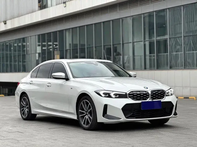 BMW 3 Series — Фото автомобиля 3