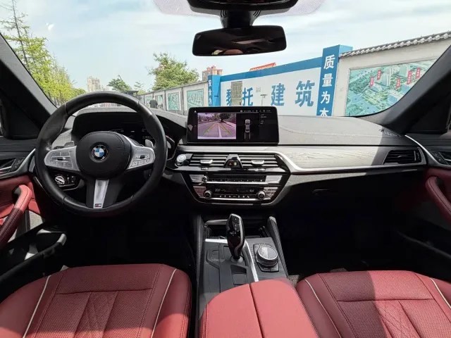 BMW BMW 5 Series 2023 530Li Leading M Sport Package — Фото автомобиля 8