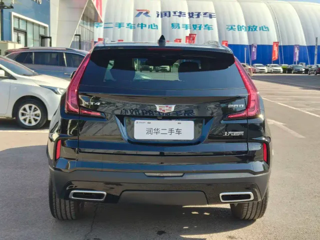 Cadillac XT4 — Фото автомобиля 4