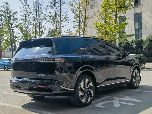 Dongfeng eπ 008 — Фото автомобиля 7