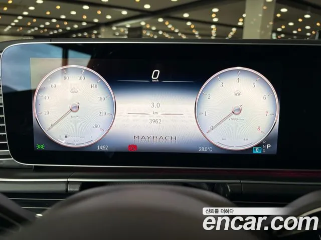 Mercedes-Benz GLS-Class — Фото автомобиля 14