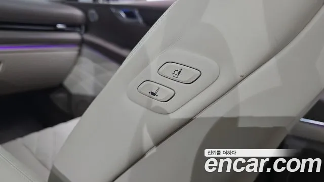 Genesis GV80 — Фото автомобиля 30