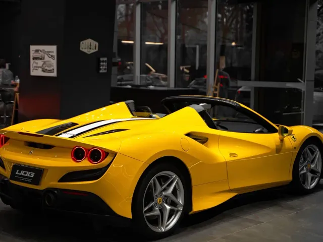 Ferrari F8 — Фото автомобиля 7