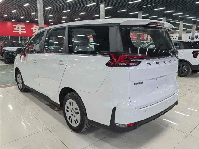 Maxus G50 — Фото автомобиля 9