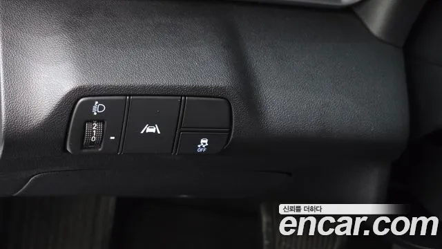 Hyundai AVANTE Avante (CN7) — Фото автомобиля 20