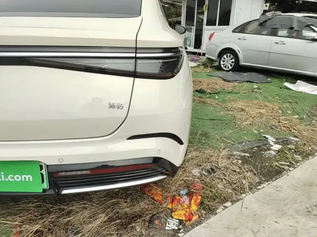 BYD Seal — Фото автомобиля 7