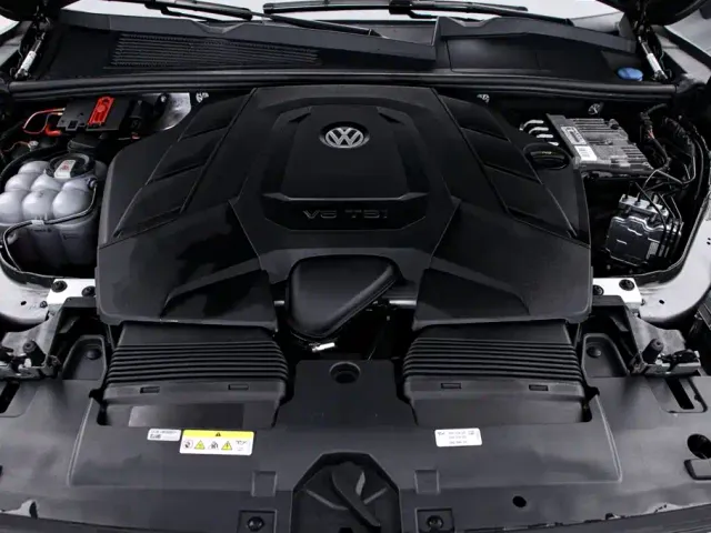 Volkswagen Touareg — Фото автомобиля 19