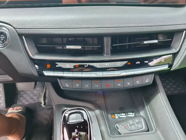 Cadillac CT5 — Фото автомобиля 28