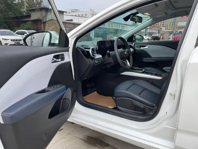 Chevrolet Monza — Фото автомобиля 13