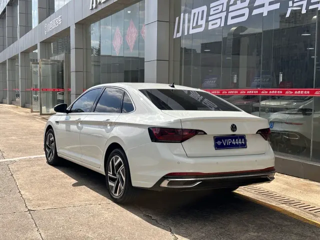 Volkswagen Sagitar — Фото автомобиля 8