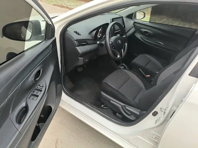 Toyota Vios FS — Фото автомобиля 15