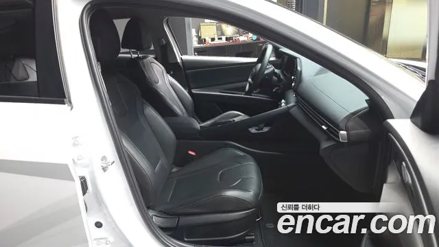 Hyundai Avante CN7 — Фото автомобиля 17