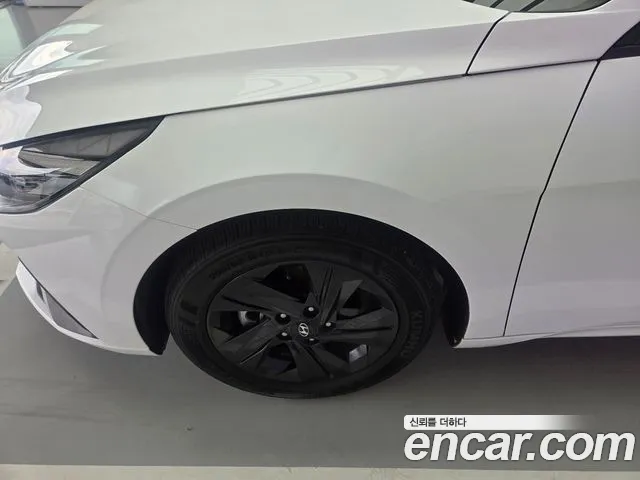 Hyundai AVANTE Новый Avante (CN7) — Фото автомобиля 8