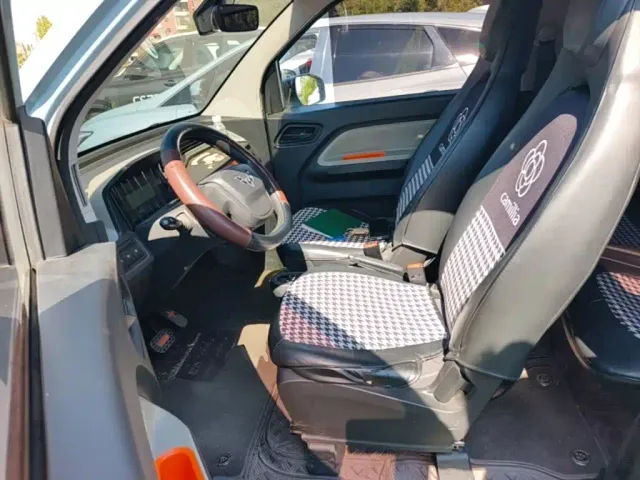 Wuling Hongguang Mini EV — Фото автомобиля 14