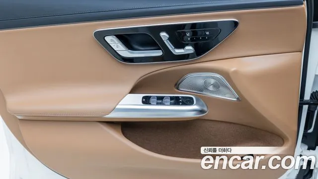 Mercedes-Benz E-Class W214 — Фото автомобиля 12