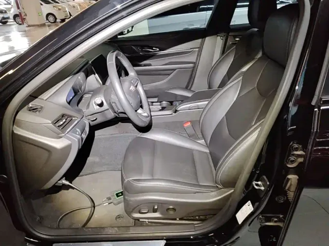 Cadillac CT4 — Фото автомобиля 14