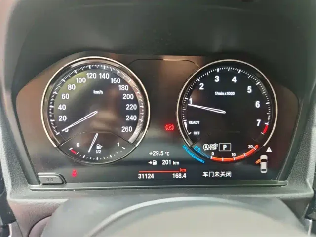 BMW 1 Series — Фото автомобиля 11