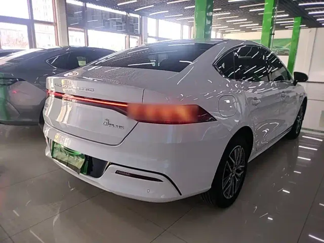 BYD Qin PLUS — Фото автомобиля 6