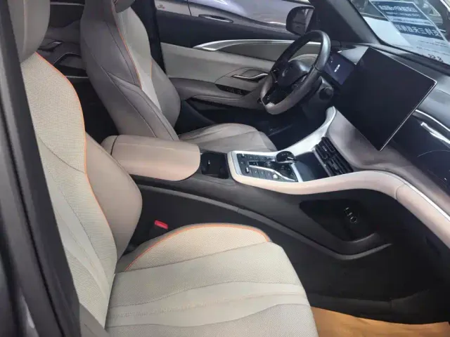 BYD Song Pro — Фото автомобиля 8