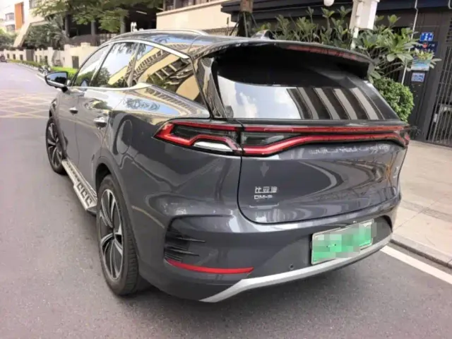 BYD Tang — Фото автомобиля 3
