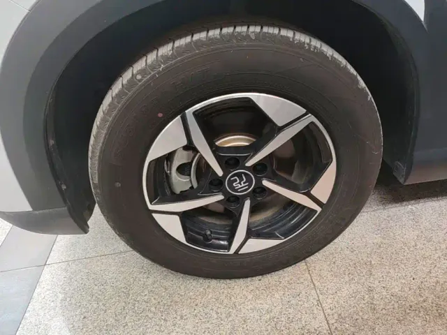 BYD Yuan UP — Фото автомобиля 22