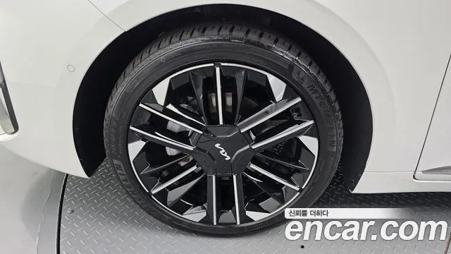 Kia K8 (New) Hybrid — Фото автомобиля 5
