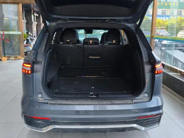 Geely Xingyue L — Фото автомобиля 4