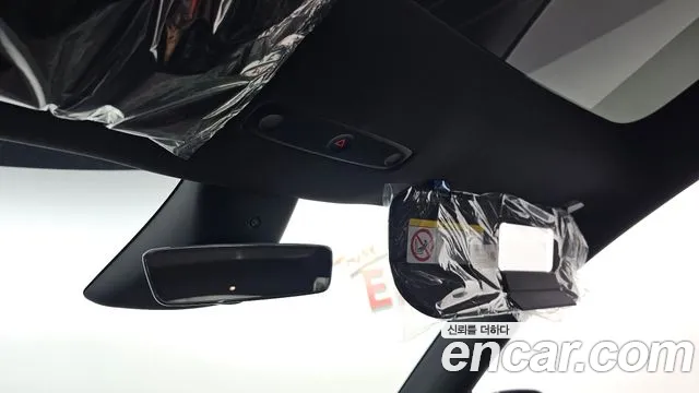 Tesla Model Y — Фото автомобиля 6