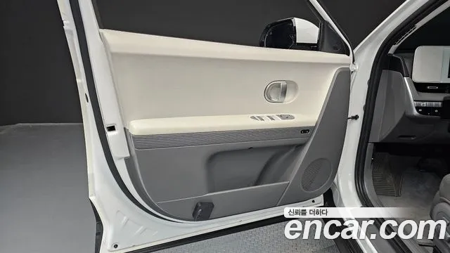 Hyundai Ioniq 5 — Фото автомобиля 13