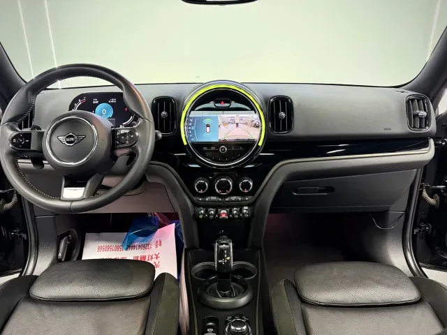 MINI Countryman — Фото автомобиля 14