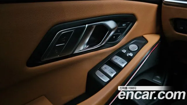 BMW 3-Series 3 серия (G20) 320i M Sport — Фото автомобиля 24