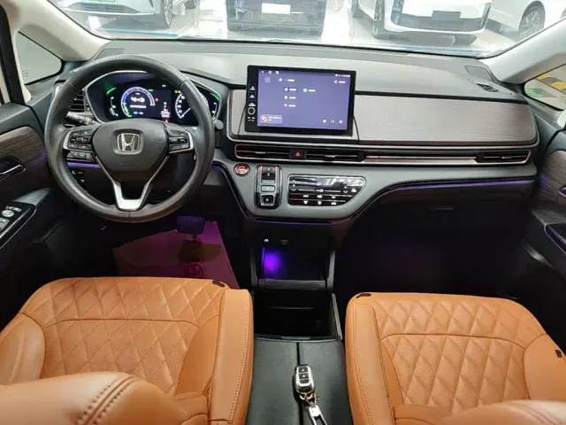 Honda Odyssey — Фото автомобиля 9