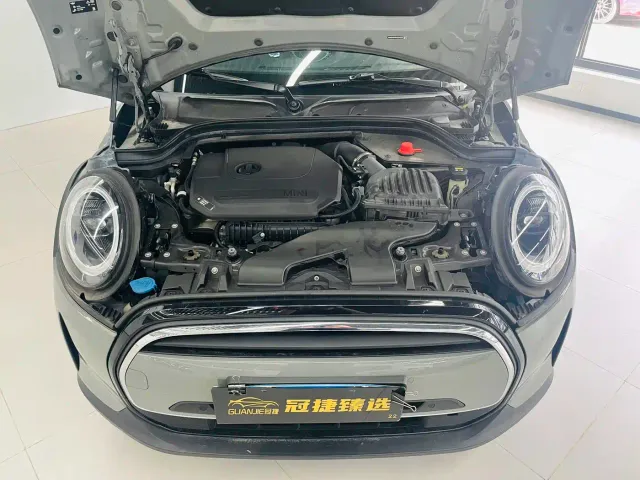 MINI Hatch — Фото автомобиля 2