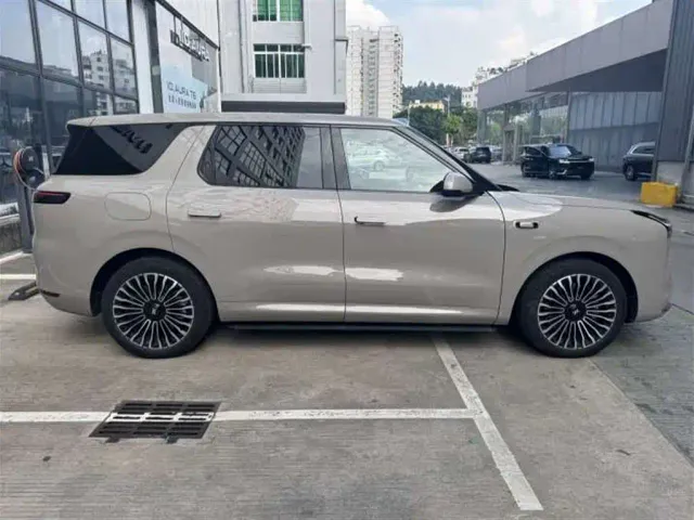 IM Motors LS8 — Фото автомобиля 5