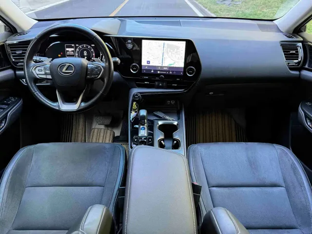 Lexus NX — Фото автомобиля 11