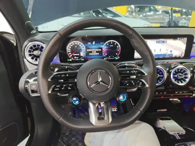 Mercedes-Benz A-Class AMG — Фото автомобиля 10