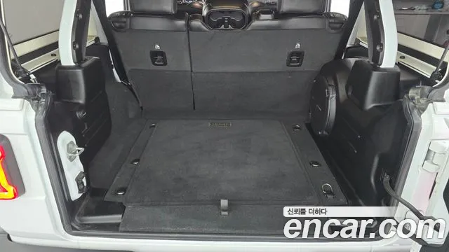 Jeep Wrangler JL — Фото автомобиля 21