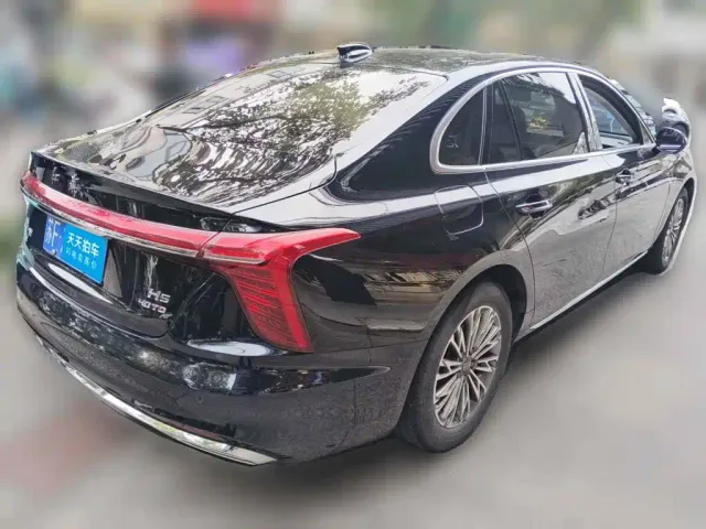 Hongqi H5 — Фото автомобиля 5