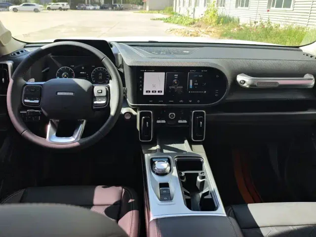 Haval Big Dog — Фото автомобиля 12
