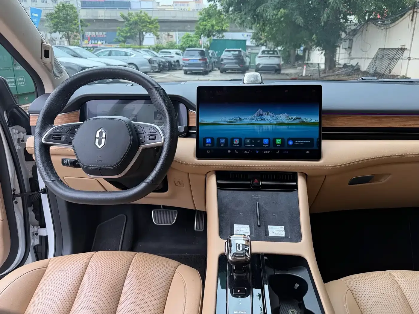 AITO Wenjie AITO M7 2022 1.5T AWD Luxury Edition — Фото автомобиля 7