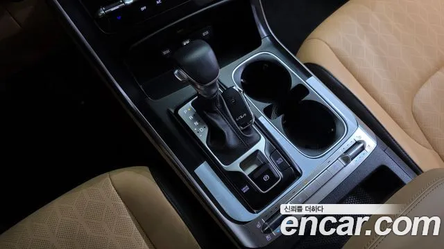 Kia Canival — Фото автомобиля 5