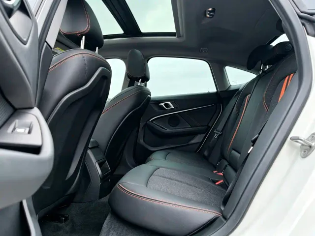 BMW 2 Series — Фото автомобиля 6
