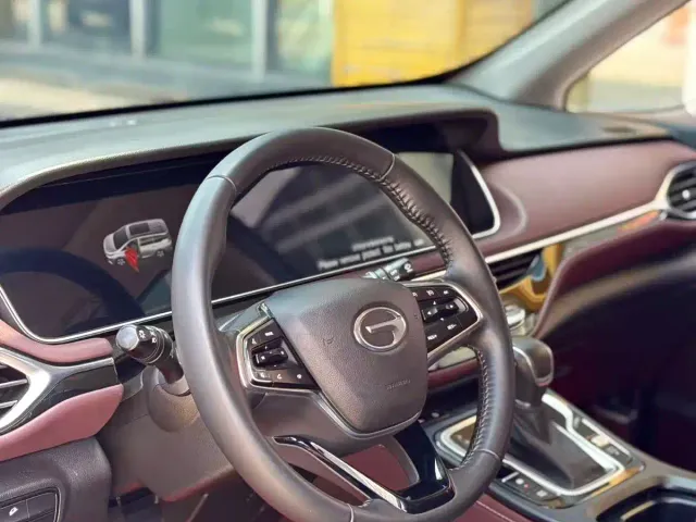 GAC Trumpchi M6 — Фото автомобиля 4