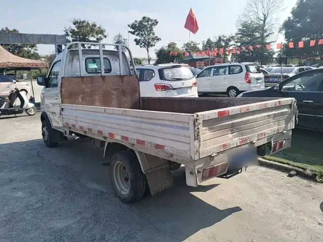 Jinbei T2S — Фото автомобиля 4